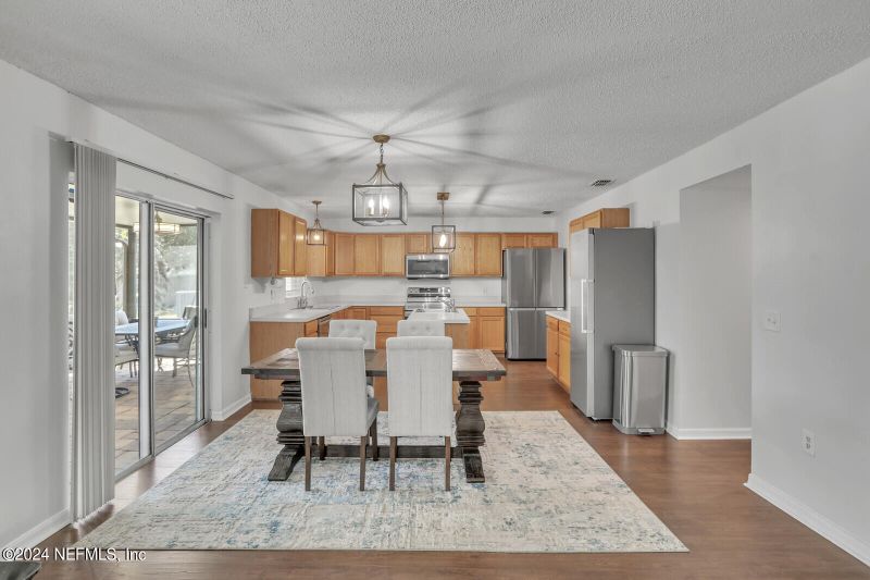 1483 Seawolf Trl N, Jacksonville, FL 32221