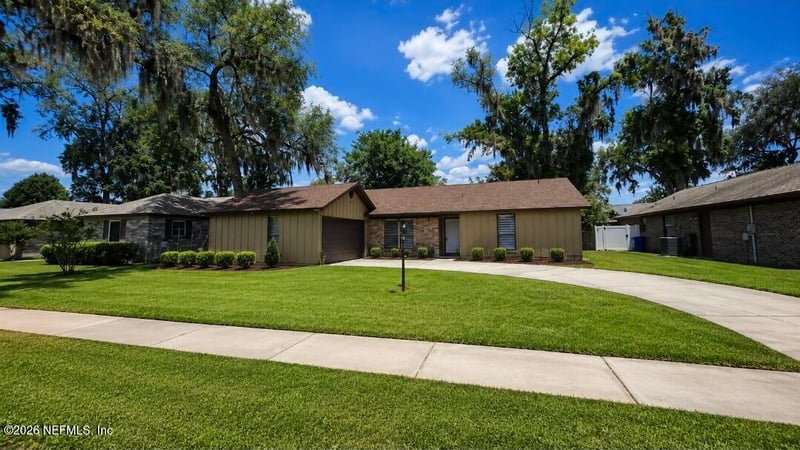1485 N Dolphin St, Orange Park, FL 32073