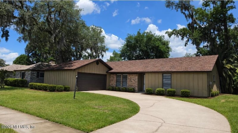 1485 N Dolphin St, Orange Park, FL 32073