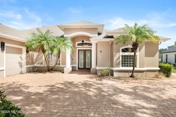 15 Old Oak Dr N, Palm Coast, FL 32137