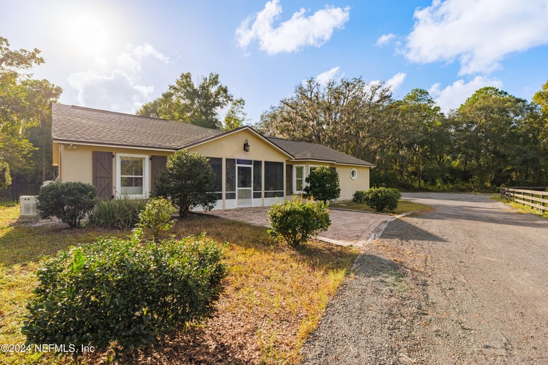 150 Mc Heather Ln, Hastings, FL 32145