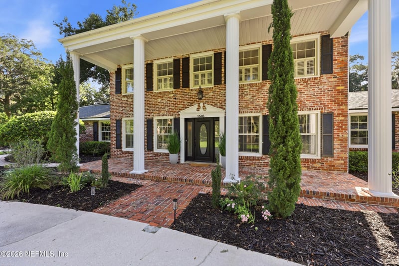 1501 Big Tree Rd, Neptune Beach, FL 32266