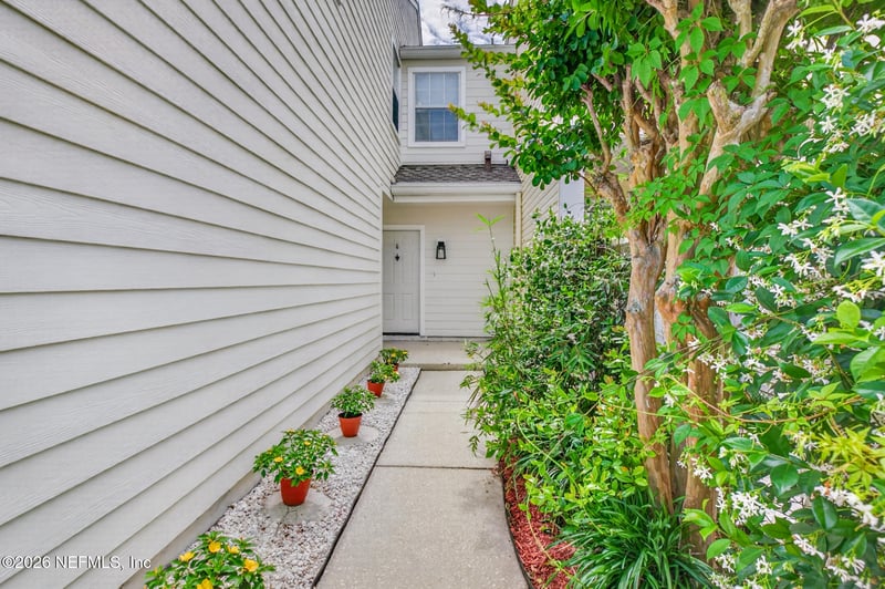 1507 Spindrift Cir W, Neptune Beach, FL 32266