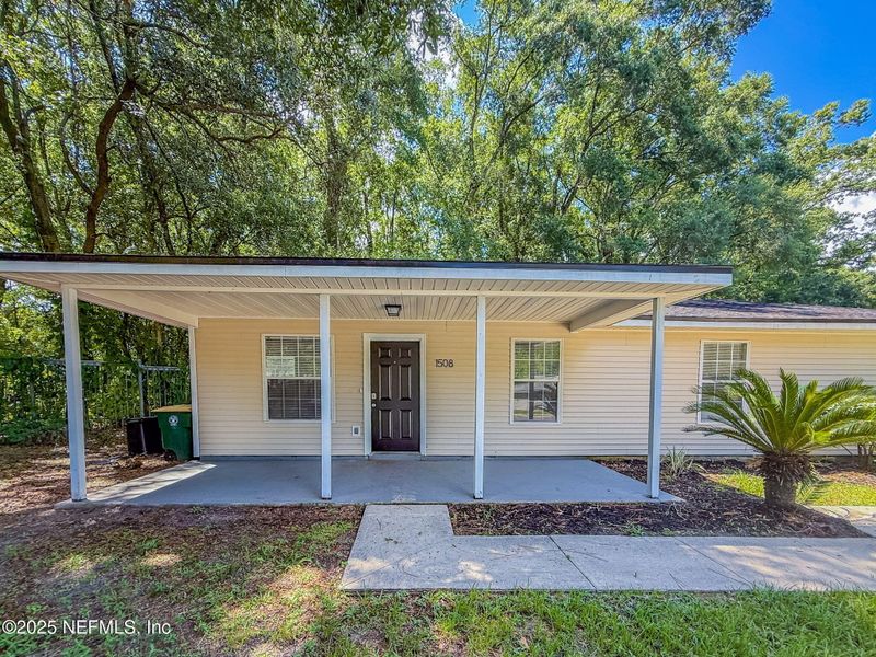 1508 Golf Forest Dr, Jacksonville, FL 32208