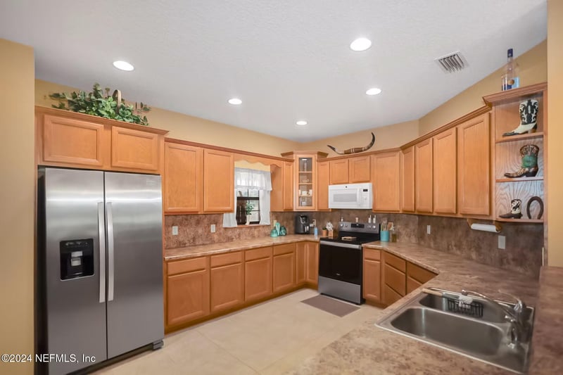 1514 Hannah Rd, Jacksonville, FL 32220