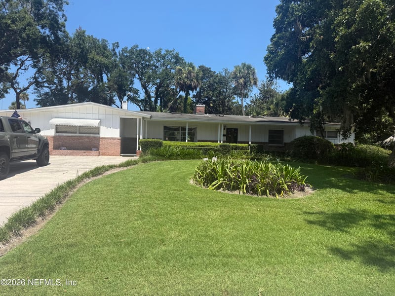 1515 Selva Marina Dr, Atlantic Beach, FL 32233