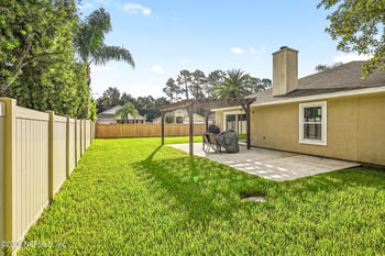 1516 Greenway Pl, Fleming Island, FL 32003