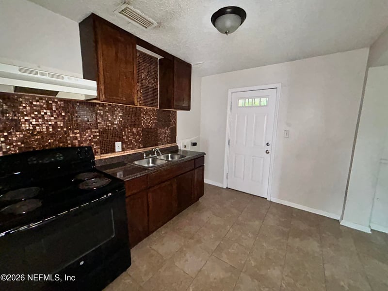1517 E 24th St, Jacksonville, FL 32206