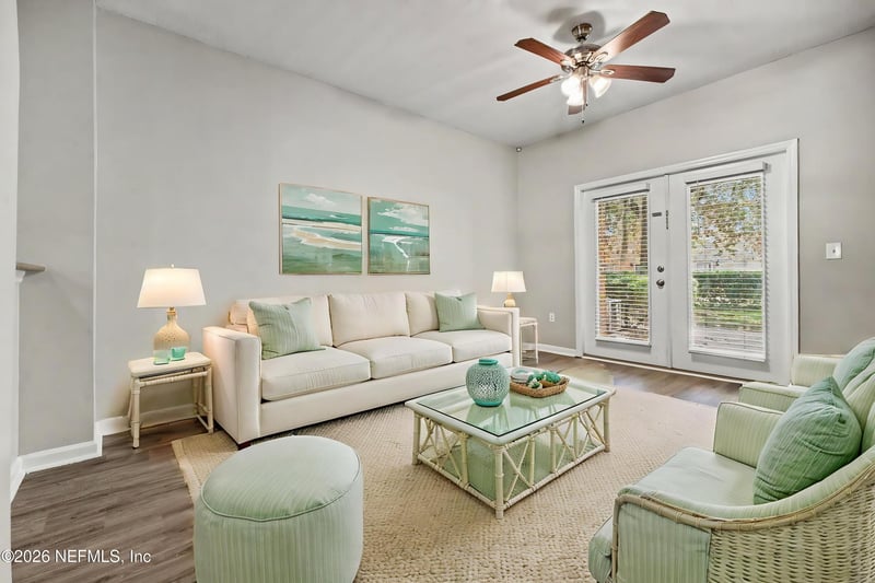 1517 Fieldview Dr, Jacksonville, FL 32225