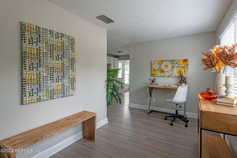 152 Rollin Dr, Orange Park, FL 32073