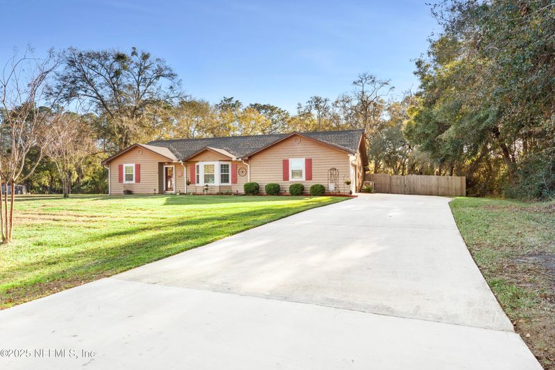 15204 Cape Dr S, Jacksonville, FL 32226