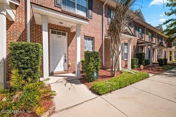 1523 Fieldview Dr, Jacksonville, FL 32225