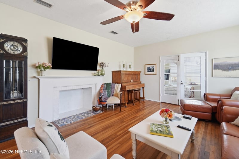 1524 Kingswood Rd, Jacksonville, FL 32207