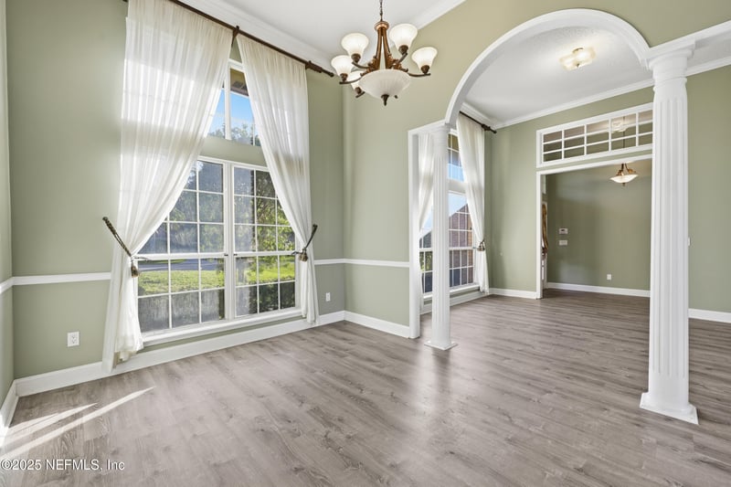 1525 Marshside Dr, Jacksonville Beach, FL 32250