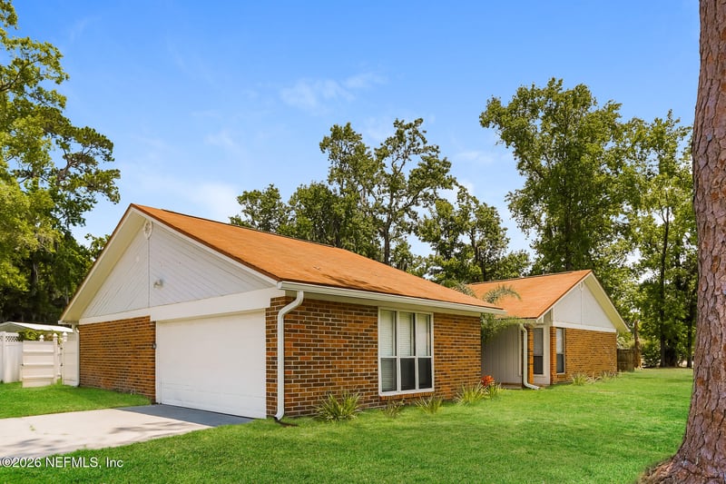 1527 St Francis Dr, Orange Park, FL 32073