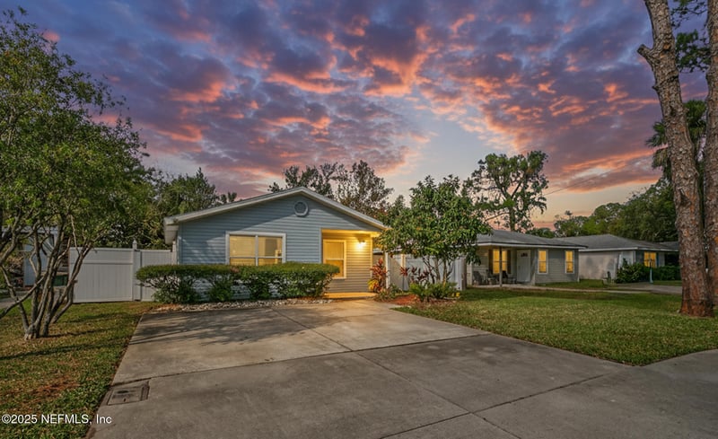 1528 Jordan St, Atlantic Beach, FL 32233