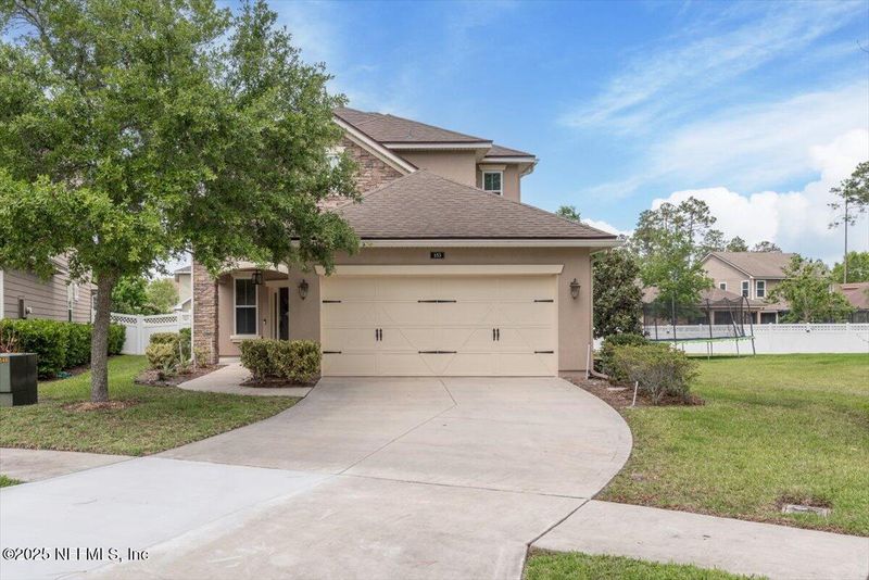153 Forest Edge Dr, St Johns, FL 32259