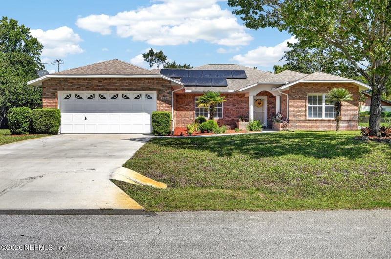 153 Wellstone Dr, Palm Coast, FL 32164