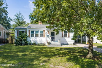 1532 Charon Rd, Jacksonville, FL 32205