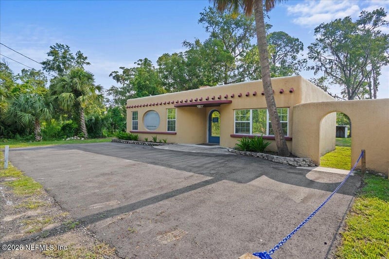 15325 N Main St, Jacksonville, FL 32218