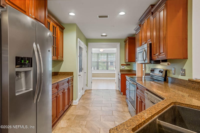 1536 Harbor Oaks Rd, Jacksonville, FL 32207