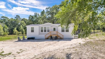 154 Ashley Lake Dr, Melrose, FL 32666