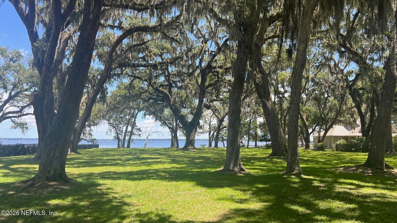 154 Cedar Run Dr, Fleming Island, FL 32003