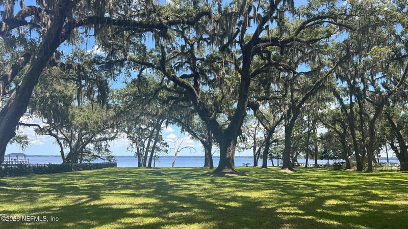 154 Cedar Run Dr, Fleming Island, FL 32003
