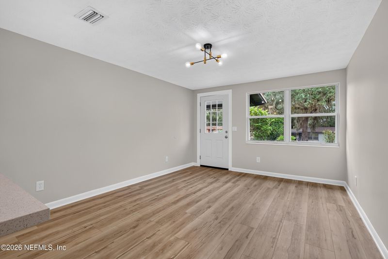 154 Venus Ln, Orange Park, FL 32073