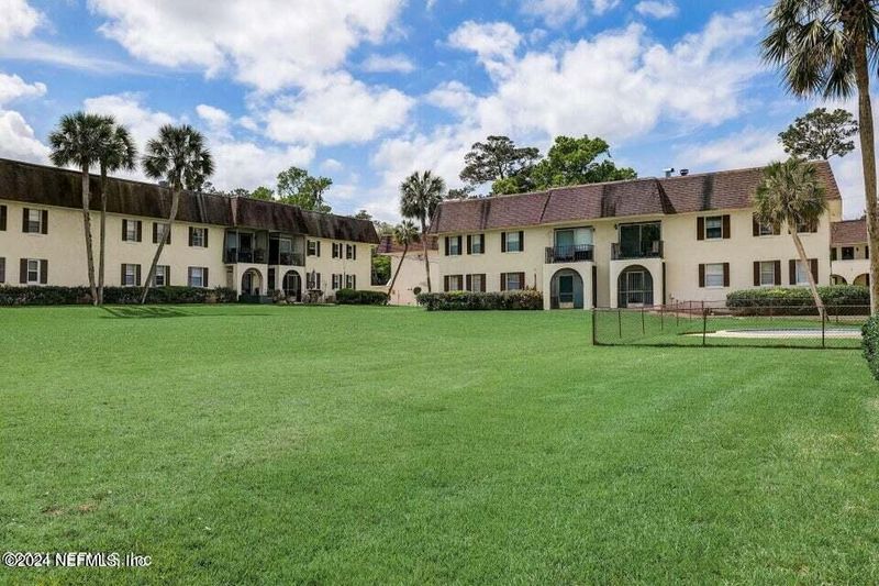1540 El Prado Rd #2, Jacksonville, FL 32216
