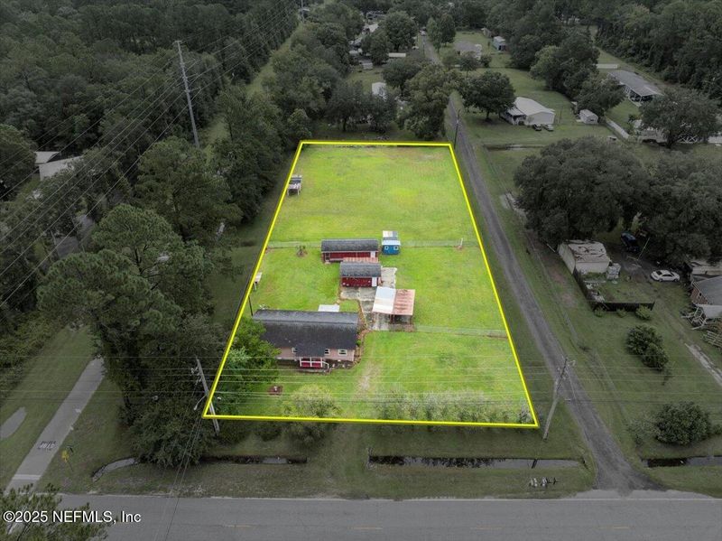 1541 Jones Rd, Jacksonville, FL 32220