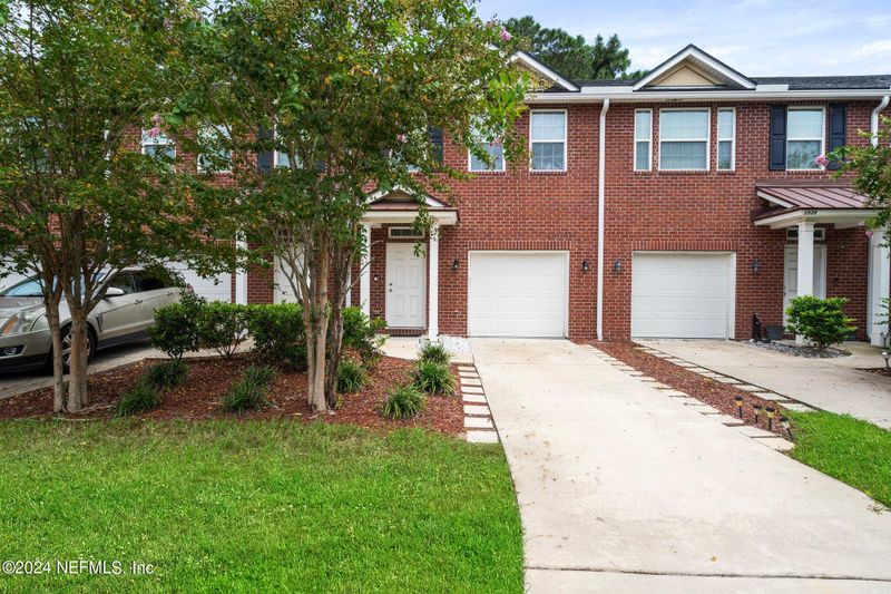 1541 Landau Rd, Jacksonville, FL 32225
