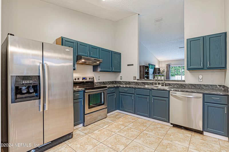1542 Hope Valley Dr, Jacksonville, FL 32221