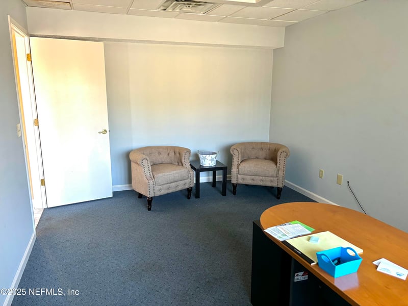 1543 Kingsley Ave #BLDG7, Orange Park, FL 32073