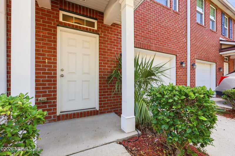 1545 Landau Rd, Jacksonville, FL 32225