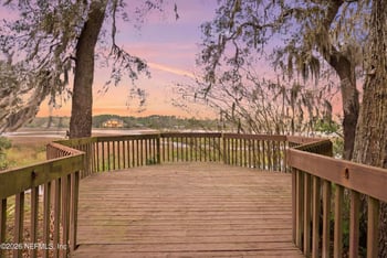 15489 Cape Dr N, Jacksonville, FL 32226