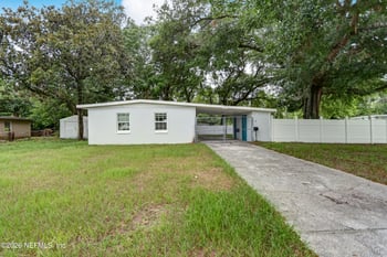 1551 Domas Dr, Jacksonville, FL 32211