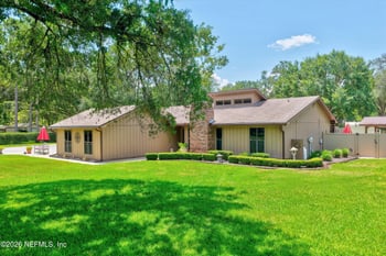 1555 Surrey Glen Cv, Middleburg, FL 32068
