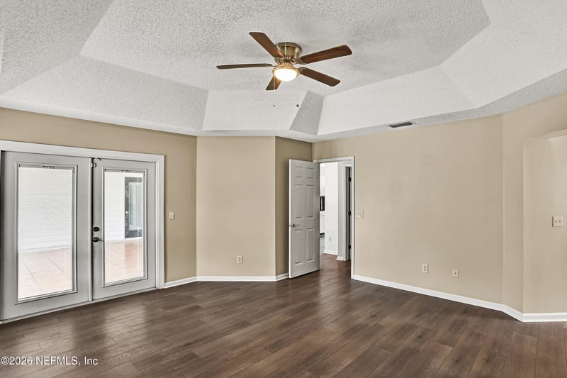 1556 Lakeway Dr, Fleming Island, FL 32003