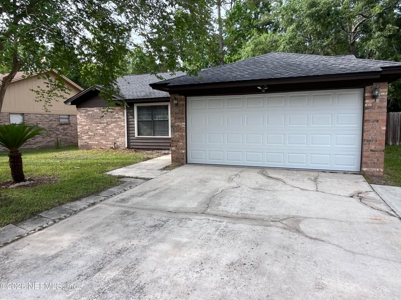 1557 Shearwater Dr, Jacksonville, FL 32218