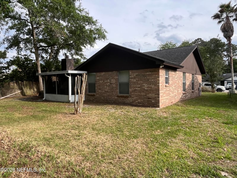 1557 Shearwater Dr, Jacksonville, FL 32218