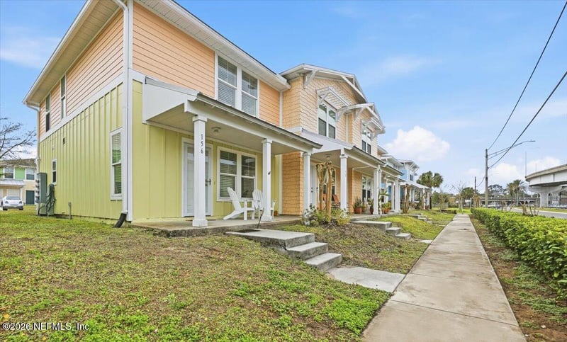 156 Sandy Beach Ln, Atlantic Beach, FL 32233