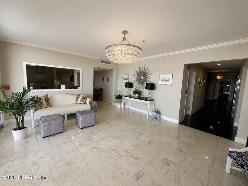 1560 Lancaster Ter #706, Jacksonville, FL 32204