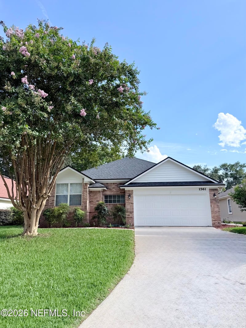 1561 Stonebriar Rd, Green Cove Springs, FL 32043