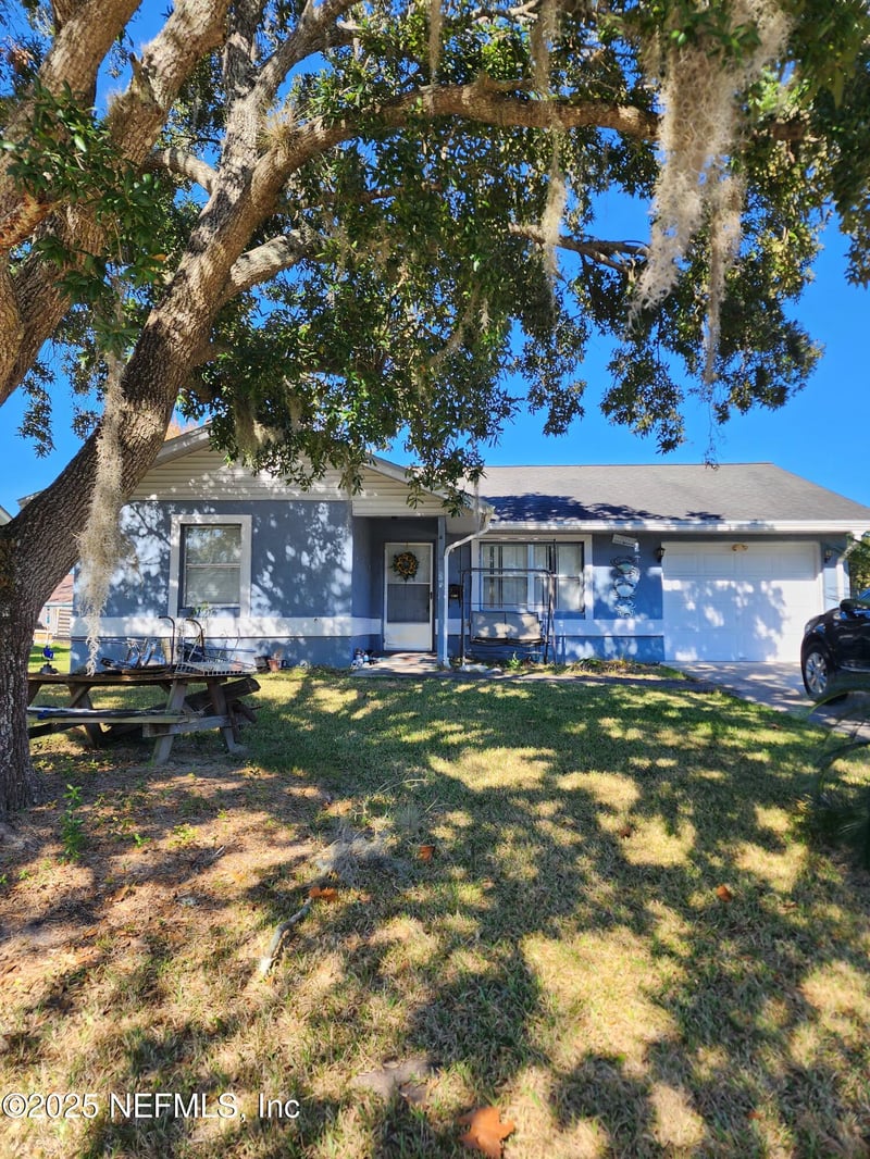 1562 Ibis Dr, Orange Park, FL 32065