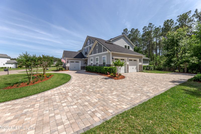 1563 Green Moss Ln, Orange Park, FL 32065
