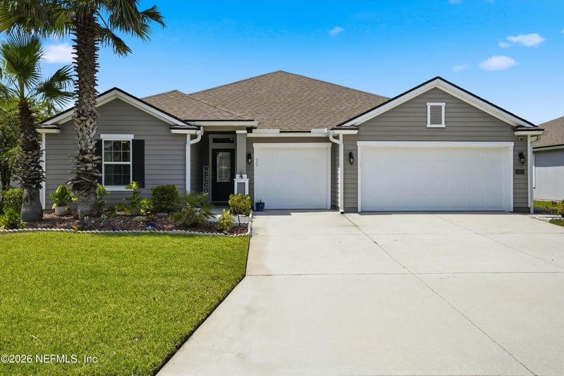 15638 Chir Pine Dr, Jacksonville, FL 32218