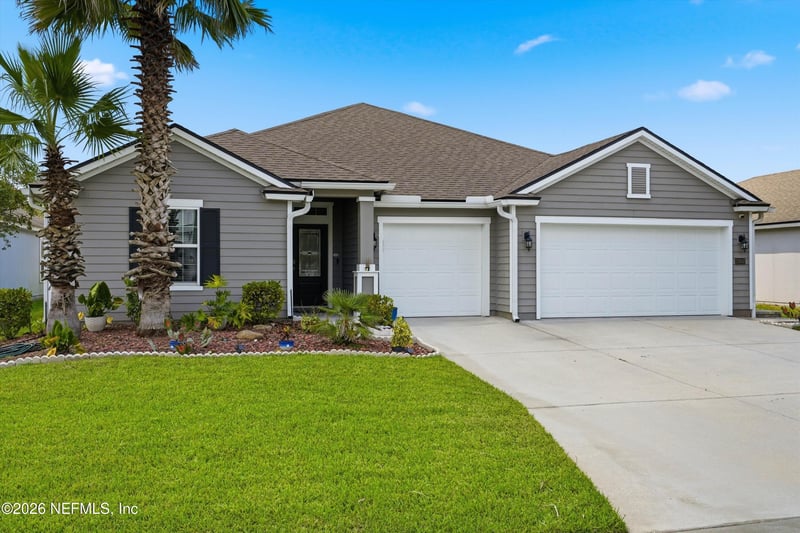 15638 Chir Pine Dr, Jacksonville, FL 32218