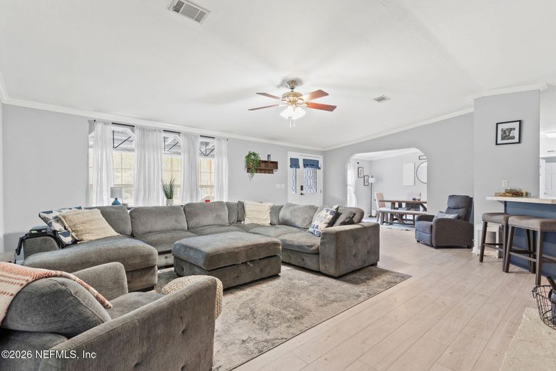 15666 Sears Rd, Jacksonville, FL 32218