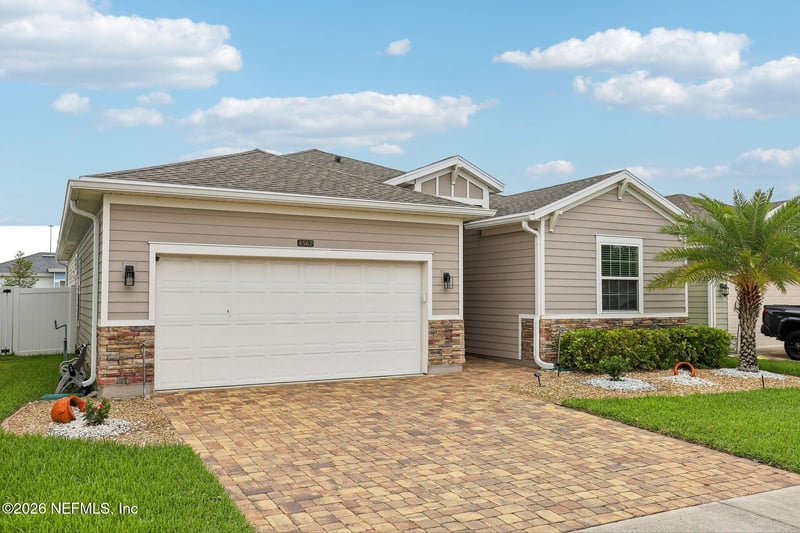 1567 Mathews Manor Dr, Jacksonville, FL 32211
